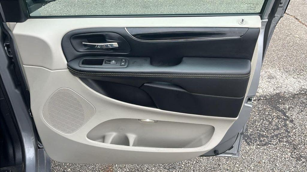 used 2019 Dodge Grand Caravan car, priced at $12,499