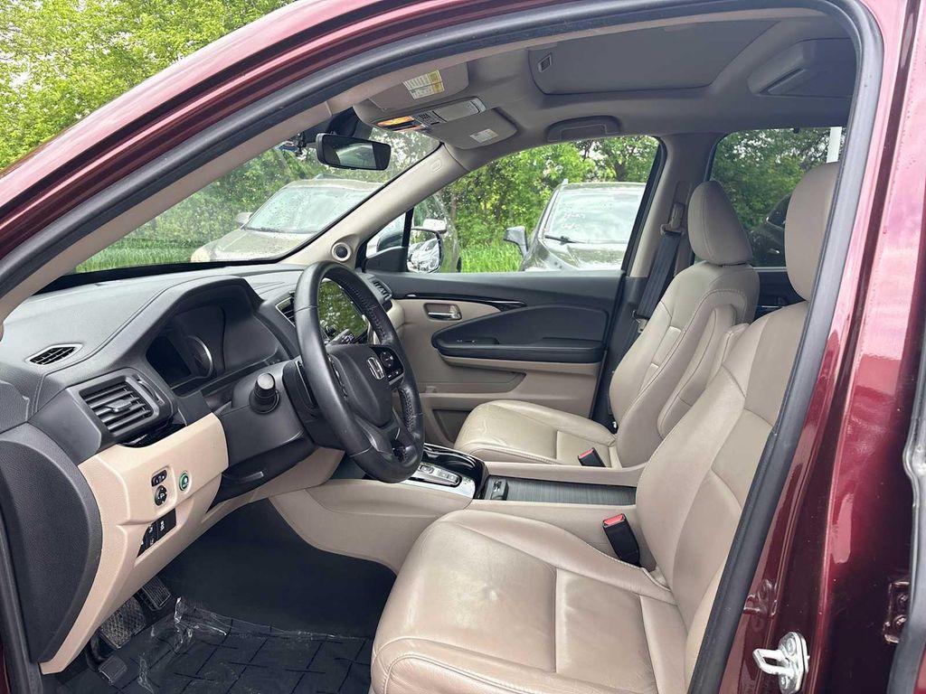 used 2021 Honda Pilot car, priced at $31,179
