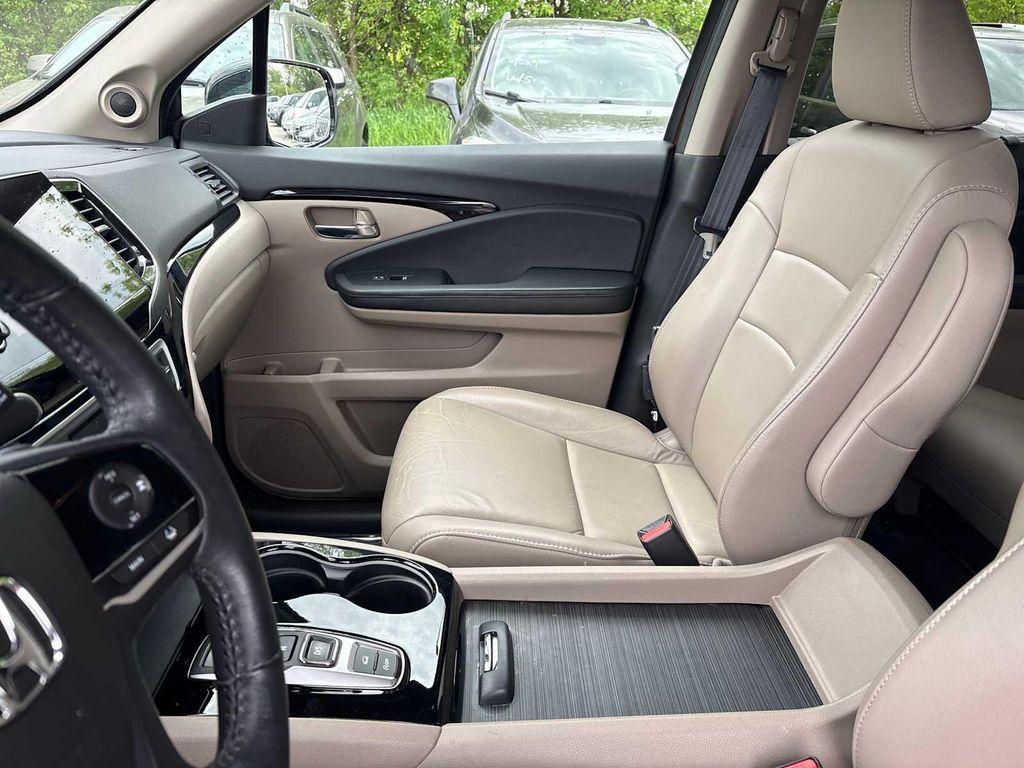 used 2021 Honda Pilot car, priced at $31,179