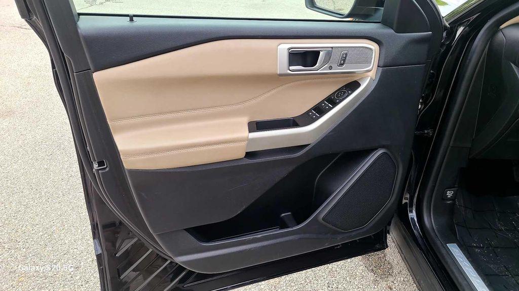 used 2022 Ford Explorer car