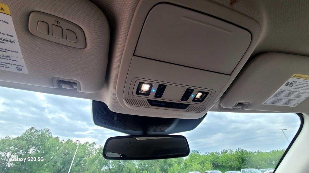 used 2022 Ford Explorer car