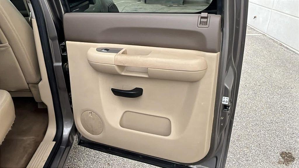 used 2013 Chevrolet Silverado 1500 car, priced at $5,999