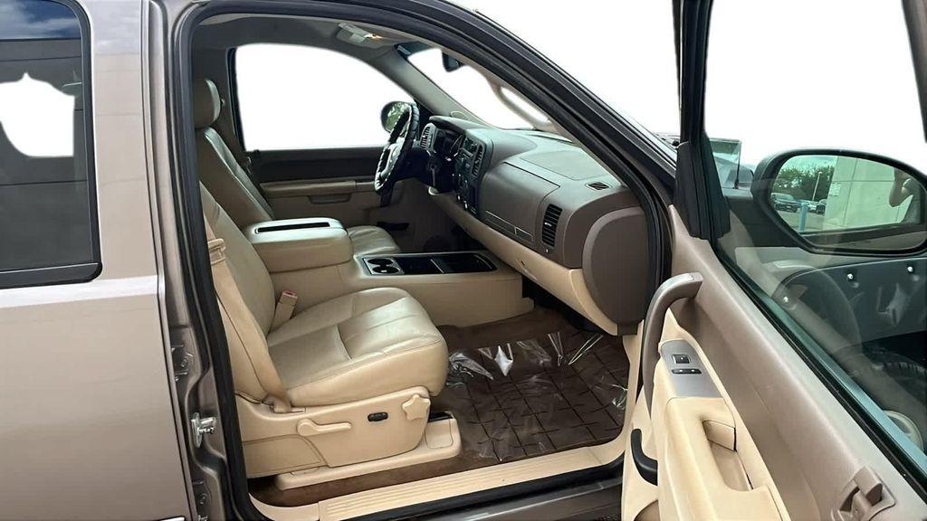 used 2013 Chevrolet Silverado 1500 car, priced at $5,999