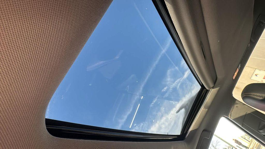 used 2017 Toyota Highlander Hybrid car, priced at $22,999