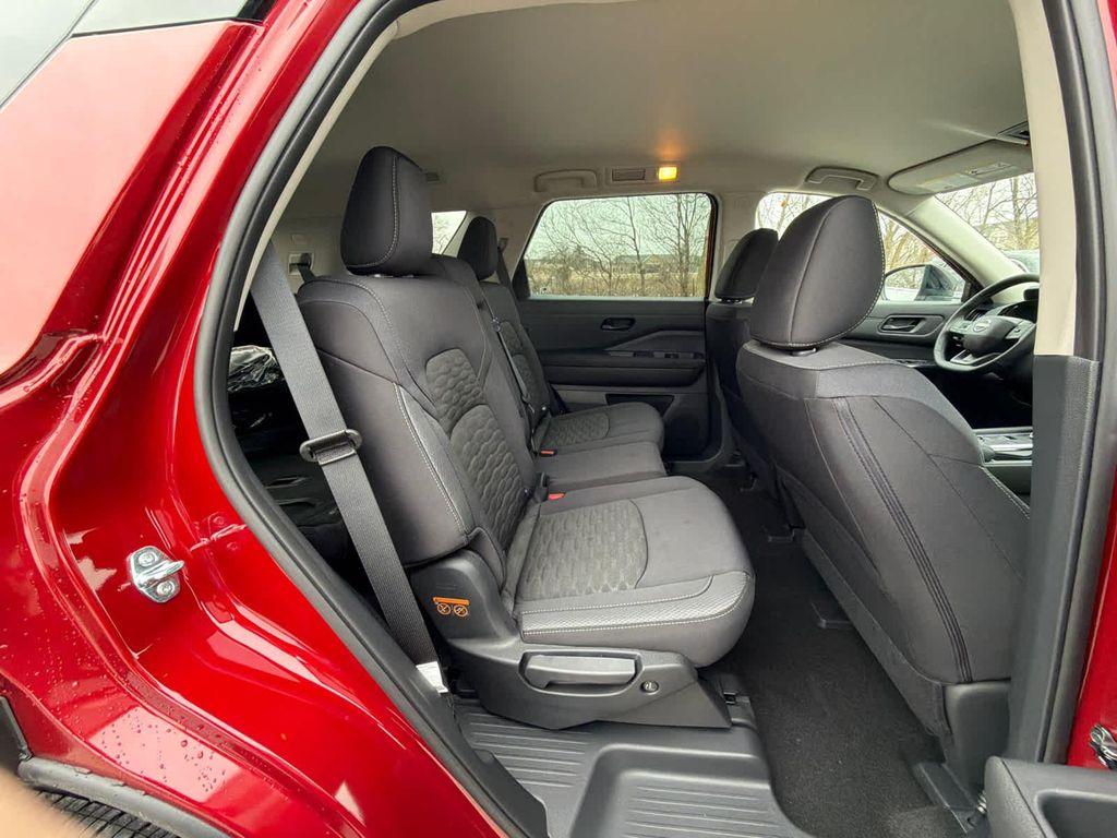 new 2026 Nissan Pathfinder car, priced at $38,741