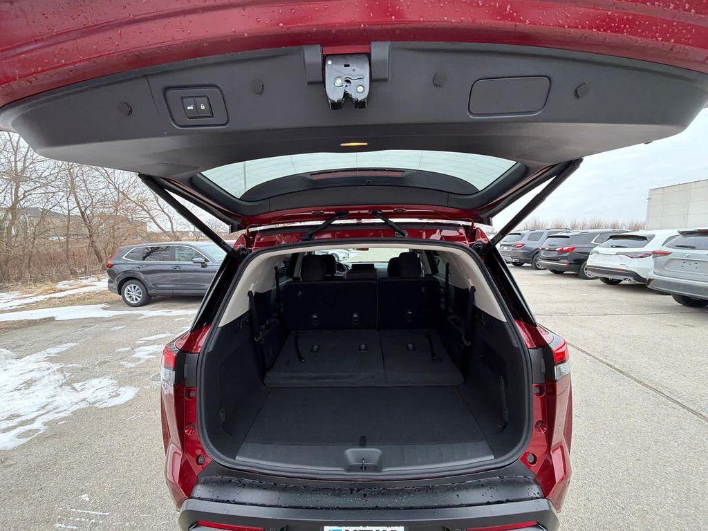 new 2026 Nissan Pathfinder car, priced at $38,741