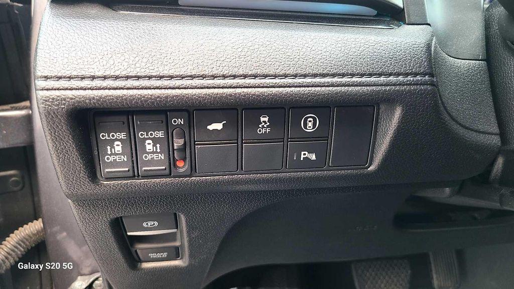 used 2023 Honda Odyssey car, priced at $37,179