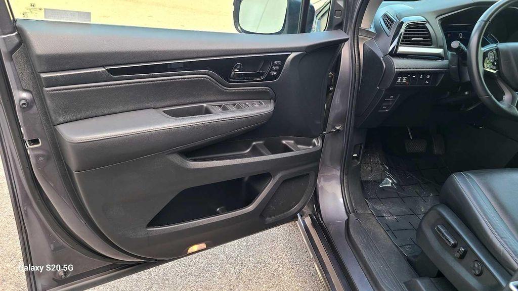 used 2023 Honda Odyssey car, priced at $37,179