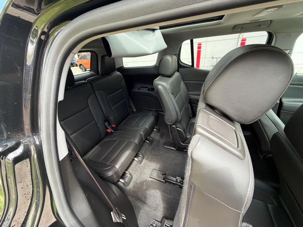 used 2023 GMC Acadia car, priced at $30,179
