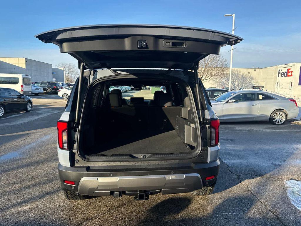 new 2026 Honda Passport car, priced at $50,400