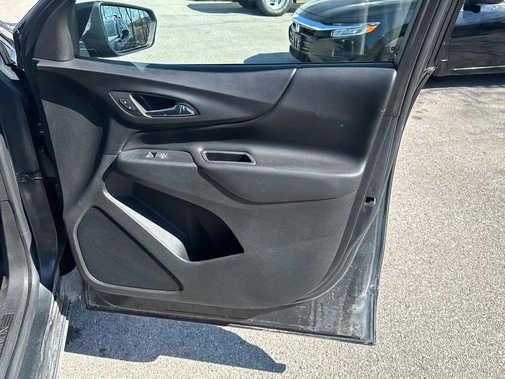 used 2018 Chevrolet Equinox car, priced at $10,999