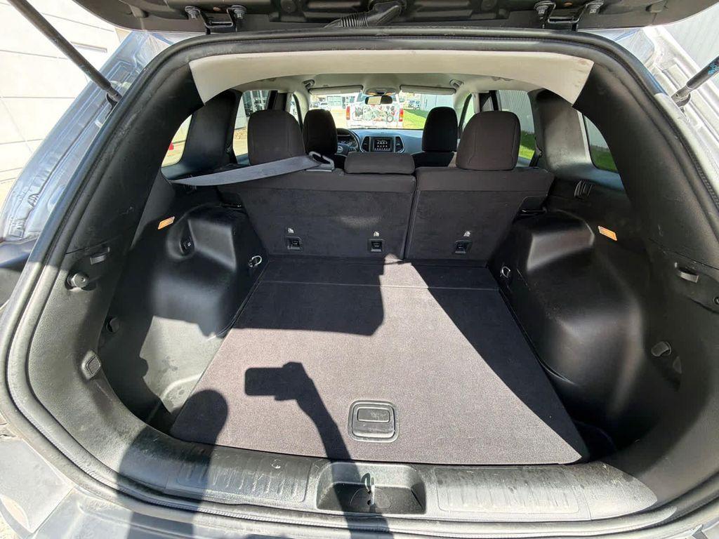 used 2019 Jeep Cherokee car, priced at $14,999