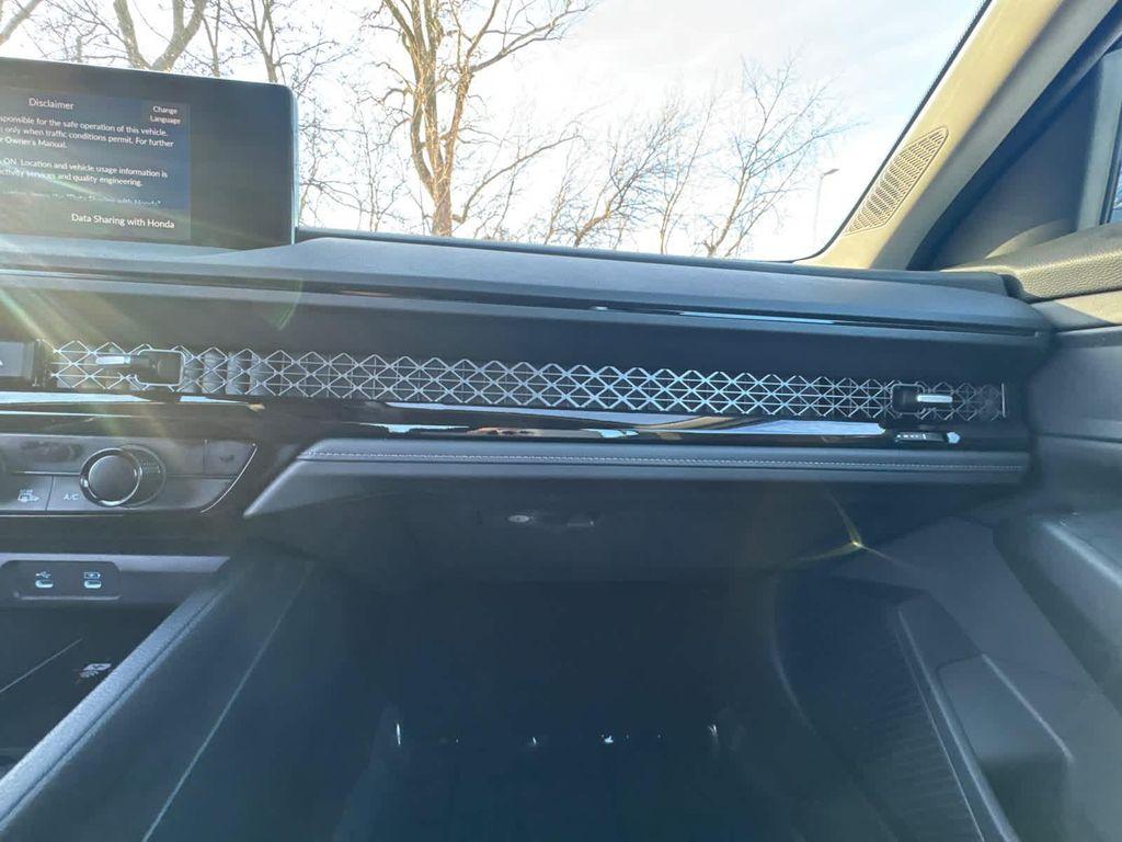 new 2026 Honda Accord Hybrid car, priced at $36,290