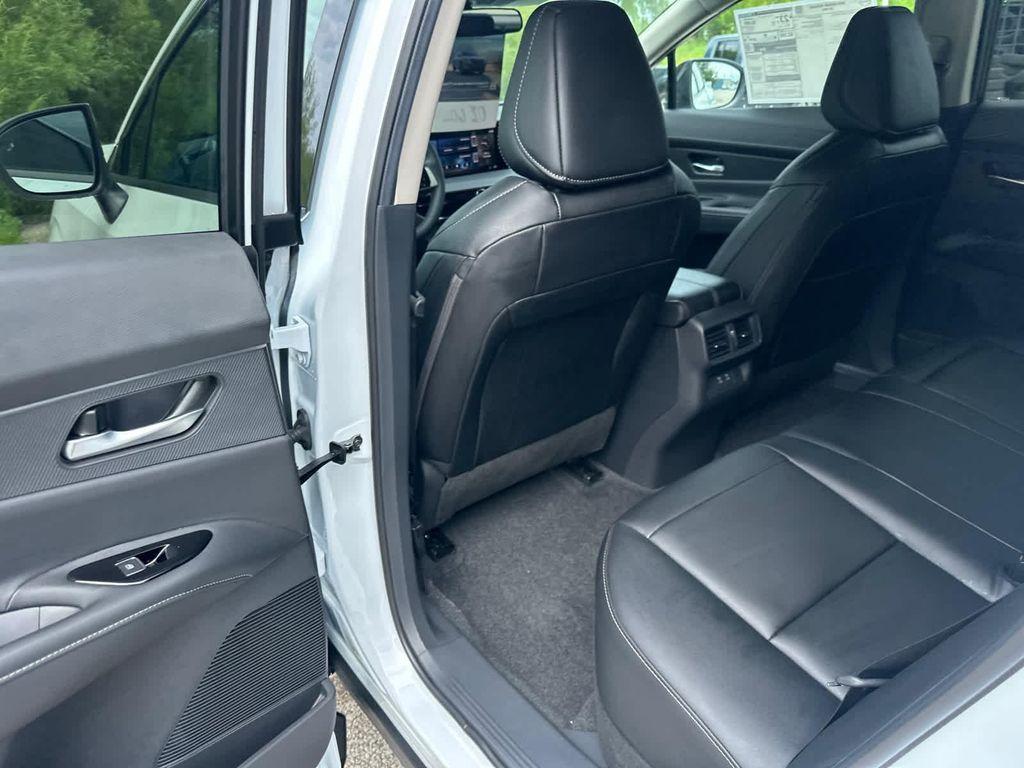 new 2025 Nissan Murano car, priced at $42,670