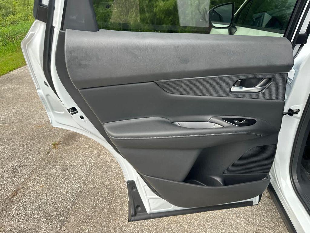 new 2025 Nissan Murano car, priced at $42,670