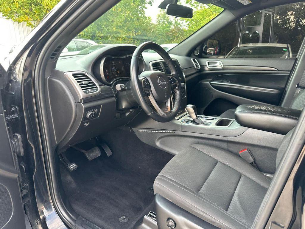 used 2020 Jeep Grand Cherokee car, priced at $17,999