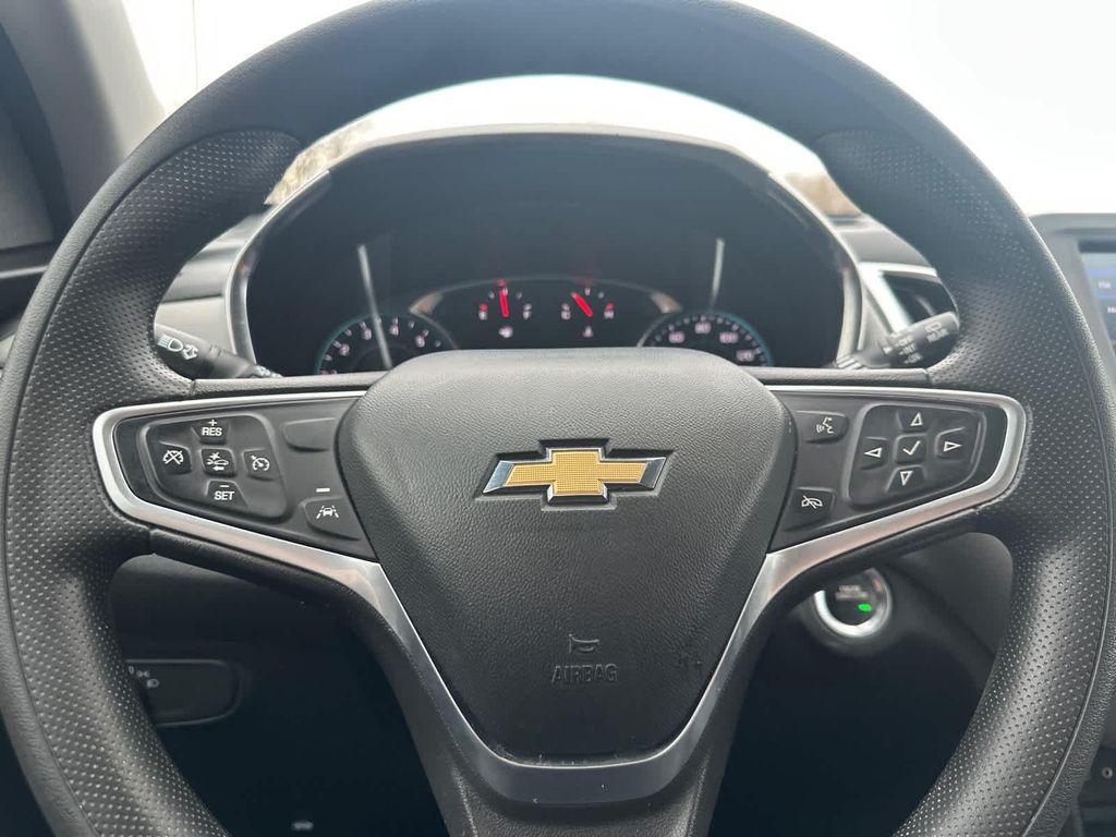 used 2023 Chevrolet Equinox car, priced at $22,999