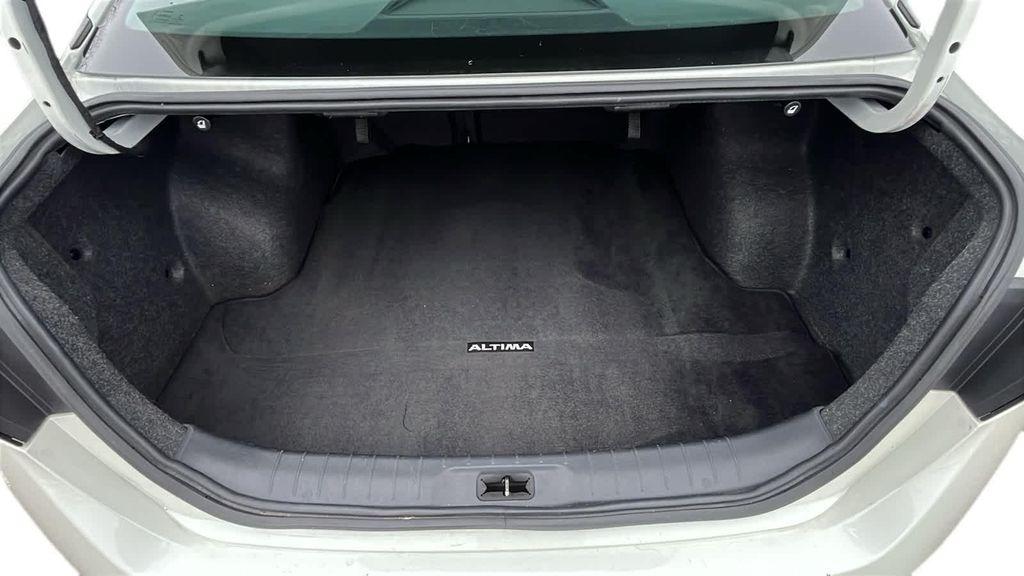used 2022 Nissan Altima car, priced at $21,999