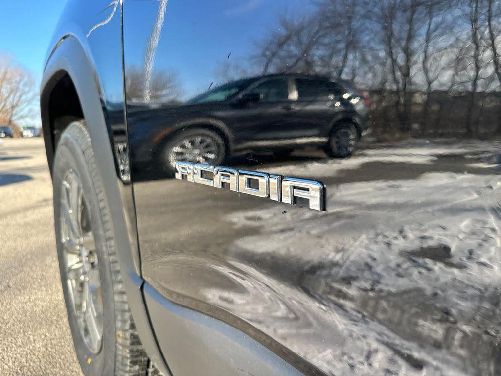 used 2018 GMC Acadia car, priced at $17,999