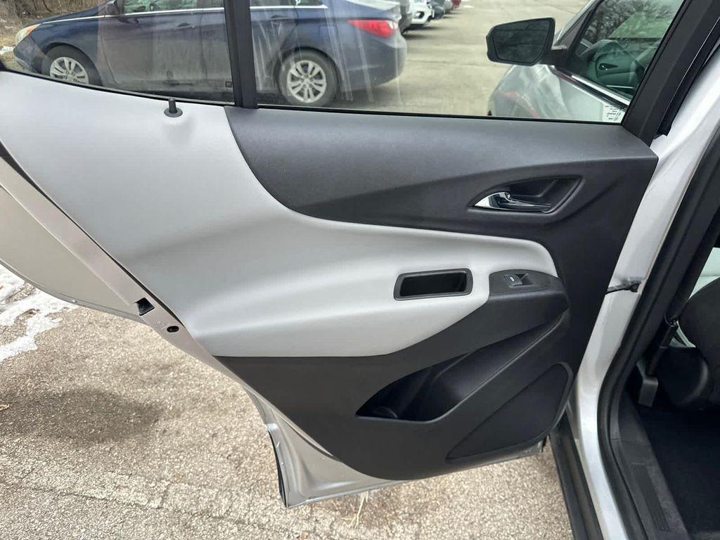 used 2021 Chevrolet Equinox car, priced at $17,999