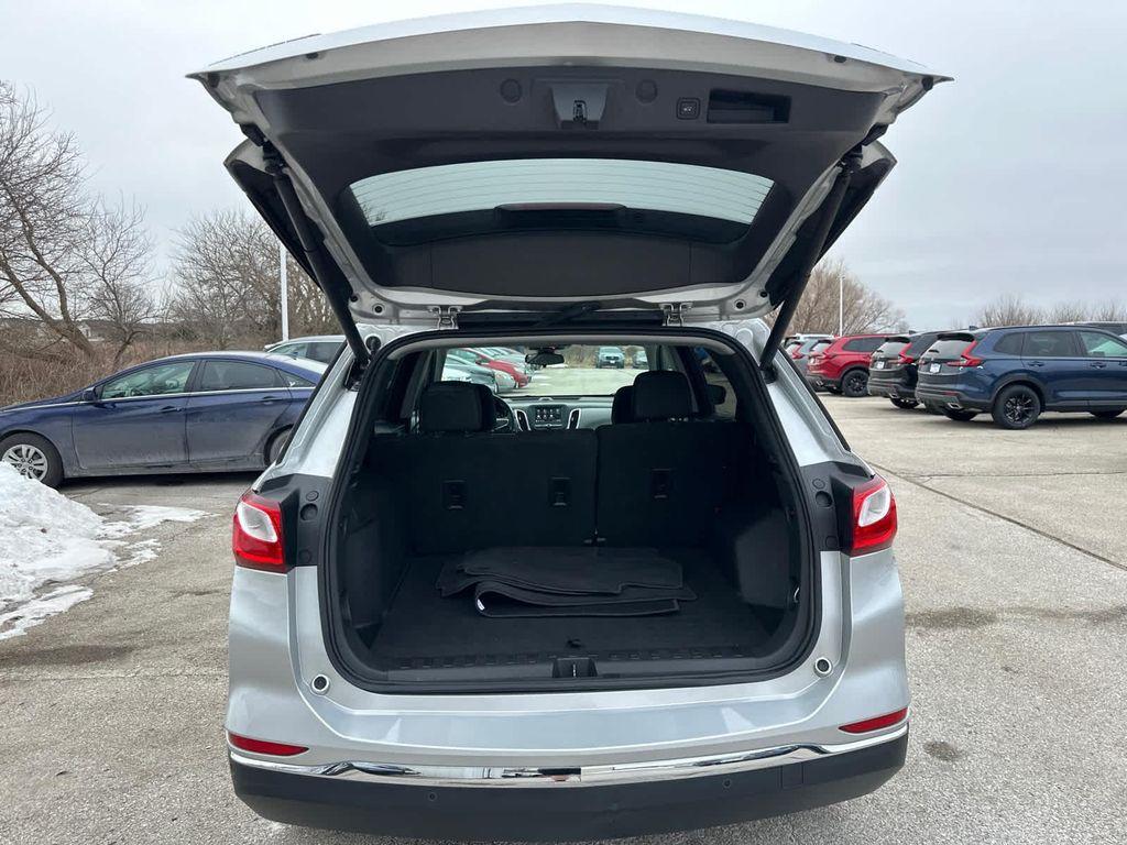 used 2021 Chevrolet Equinox car, priced at $17,999