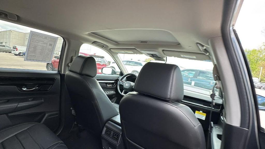 used 2025 Honda CR-V car, priced at $34,999