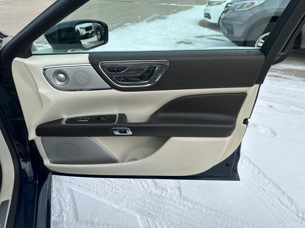 used 2017 Lincoln Continental car