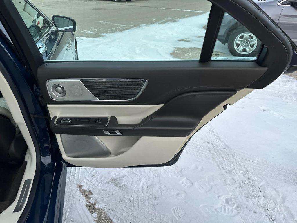 used 2017 Lincoln Continental car