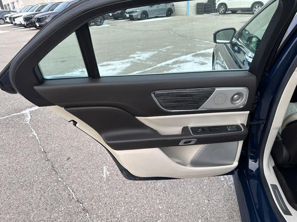 used 2017 Lincoln Continental car