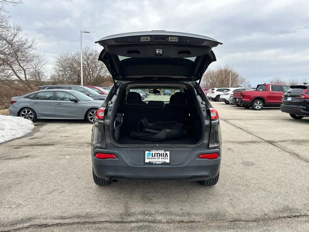 used 2017 Jeep Cherokee car, priced at $12,999