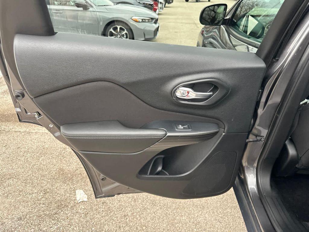 used 2017 Jeep Cherokee car, priced at $12,999