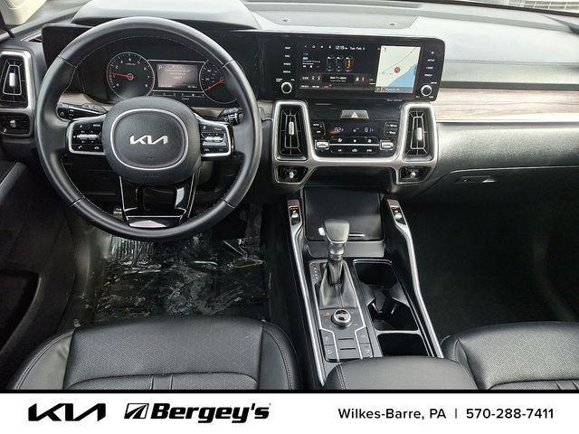 used 2022 Kia Sorento car, priced at $19,895