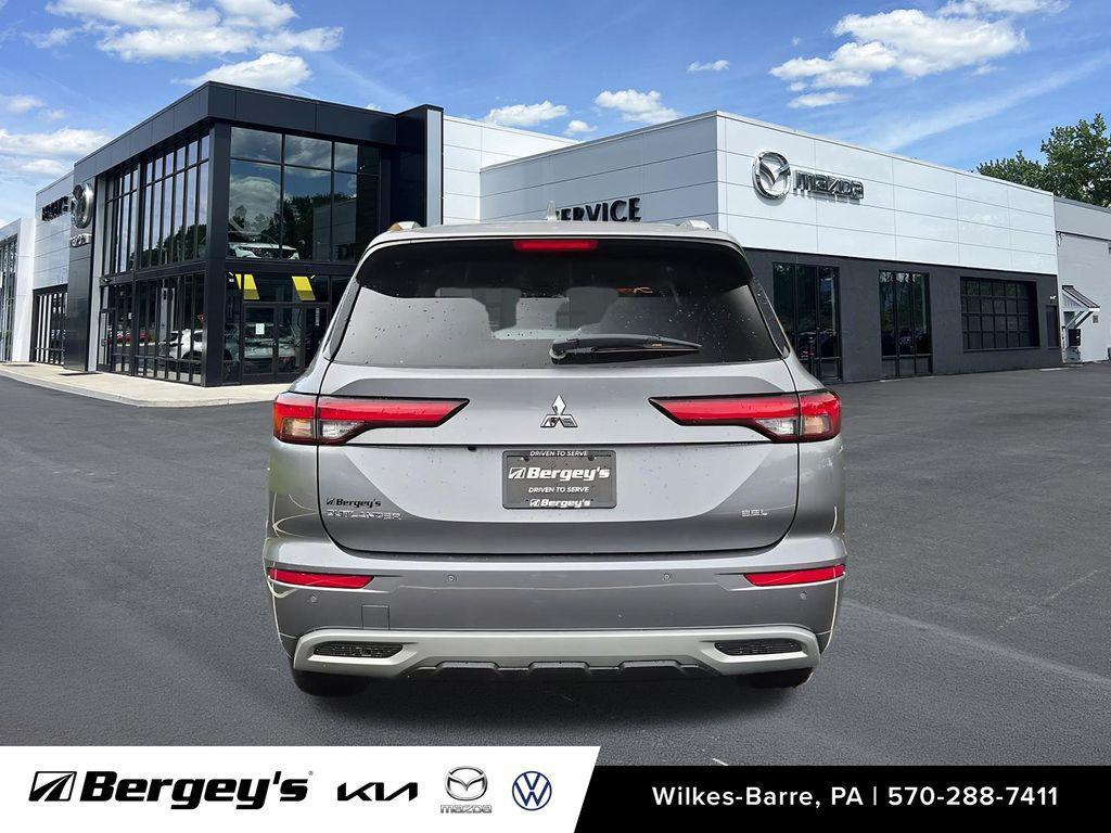 used 2023 Mitsubishi Outlander car, priced at $22,989
