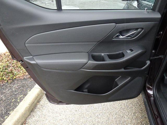 used 2023 Chevrolet Traverse car, priced at $29,975