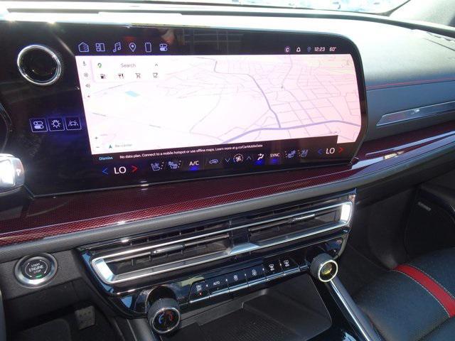 used 2024 Chevrolet Traverse car, priced at $46,888