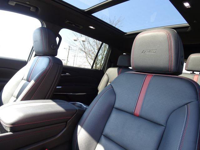 used 2024 Chevrolet Traverse car, priced at $46,888