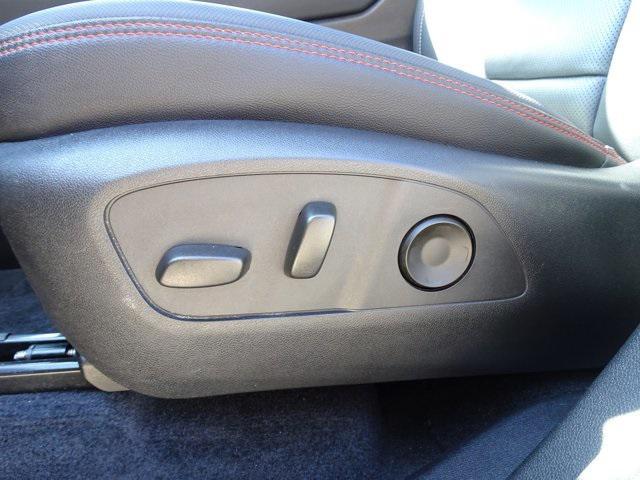 used 2024 Chevrolet Traverse car, priced at $46,888