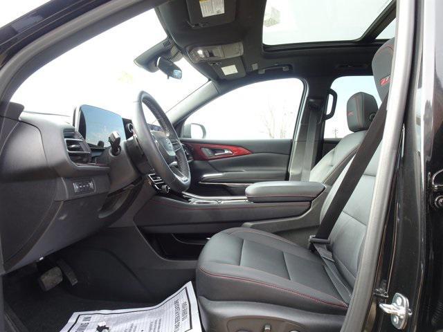 used 2025 Chevrolet Traverse car, priced at $46,888