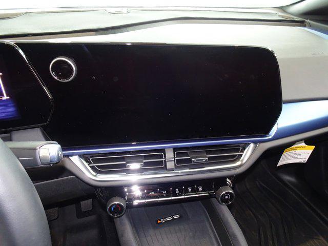 new 2025 Chevrolet Equinox EV car, priced at $43,590