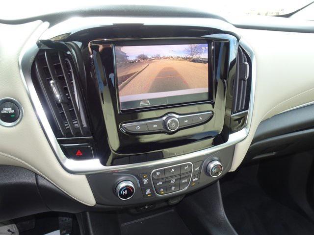 used 2022 Chevrolet Traverse car, priced at $25,888
