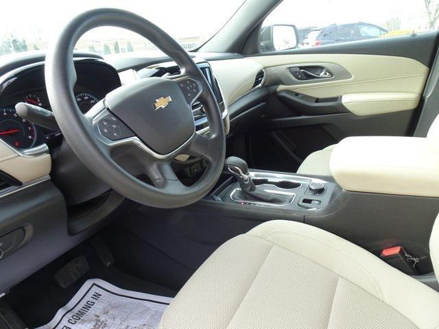 used 2022 Chevrolet Traverse car, priced at $25,888