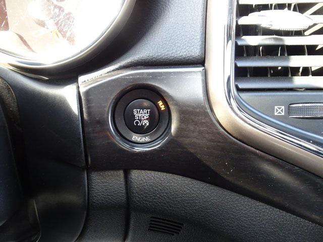 used 2015 Jeep Grand Cherokee car, priced at $13,988