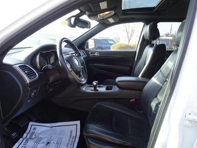 used 2015 Jeep Grand Cherokee car, priced at $13,988