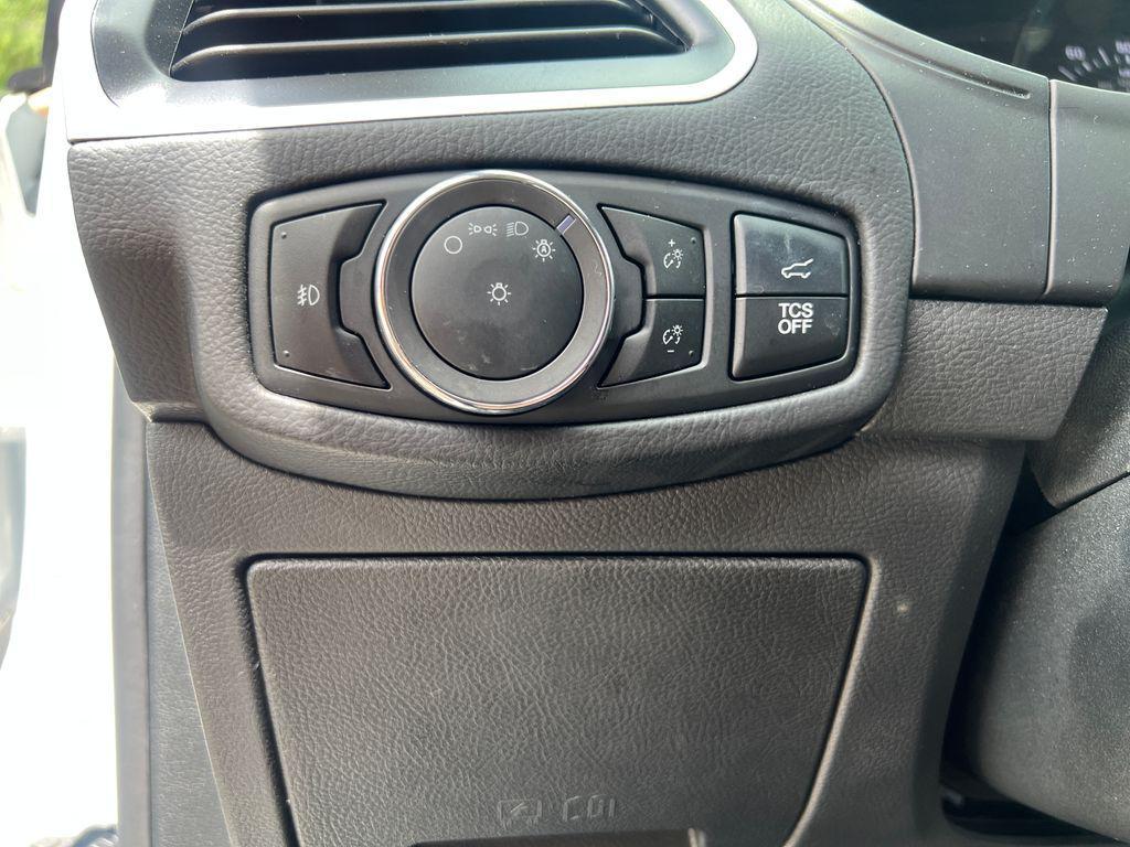 used 2024 Ford Edge car, priced at $28,674