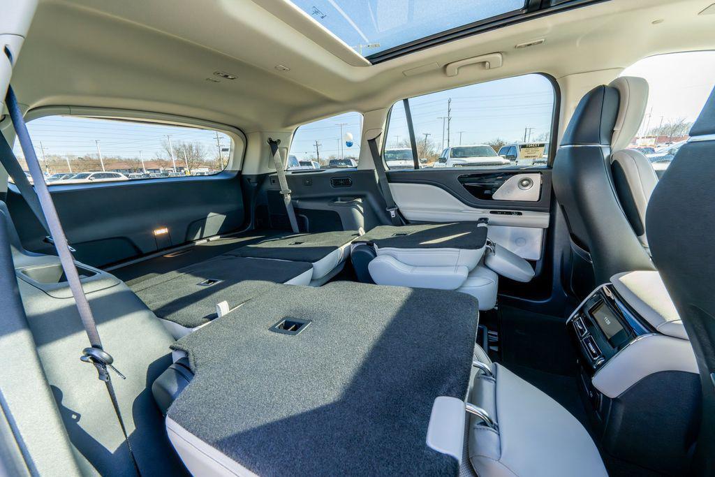 new 2026 Lincoln Aviator car, priced at $81,870