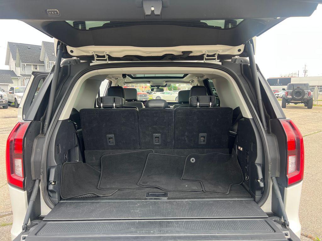 used 2025 Ford Expedition car, priced at $58,733