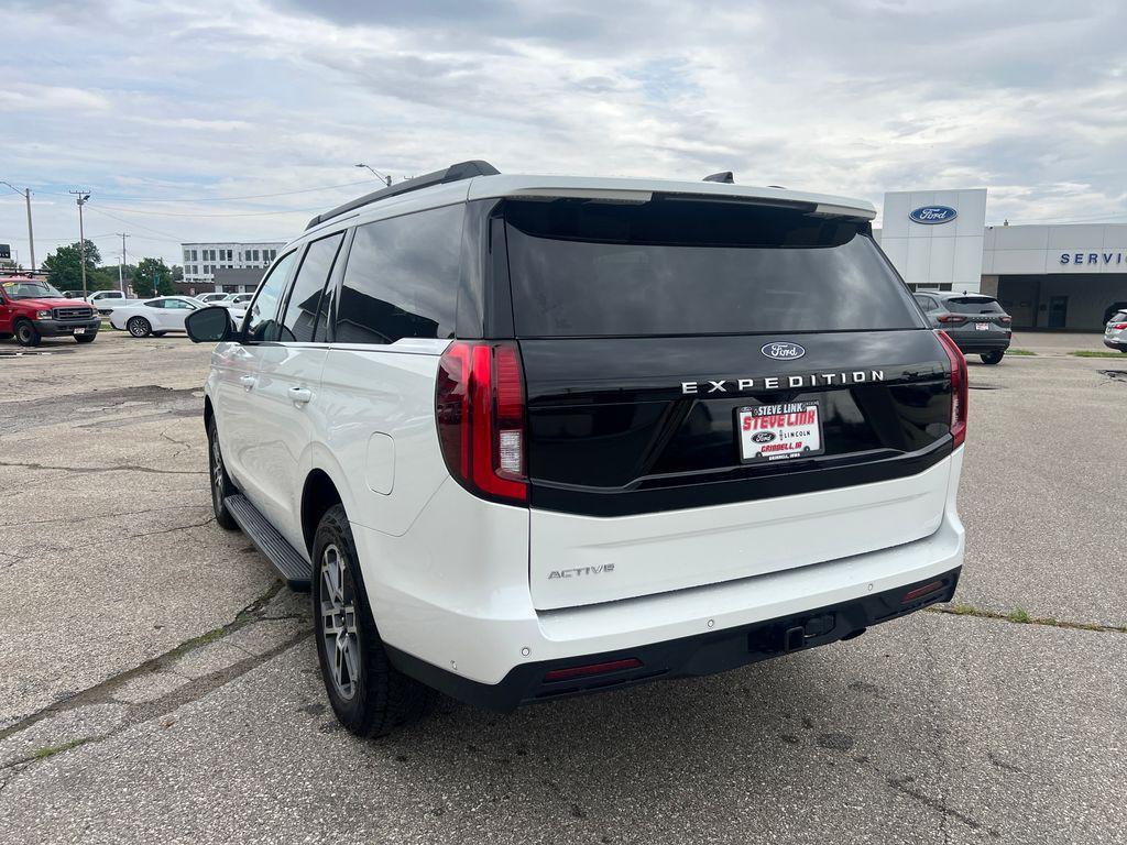 used 2025 Ford Expedition car, priced at $58,733