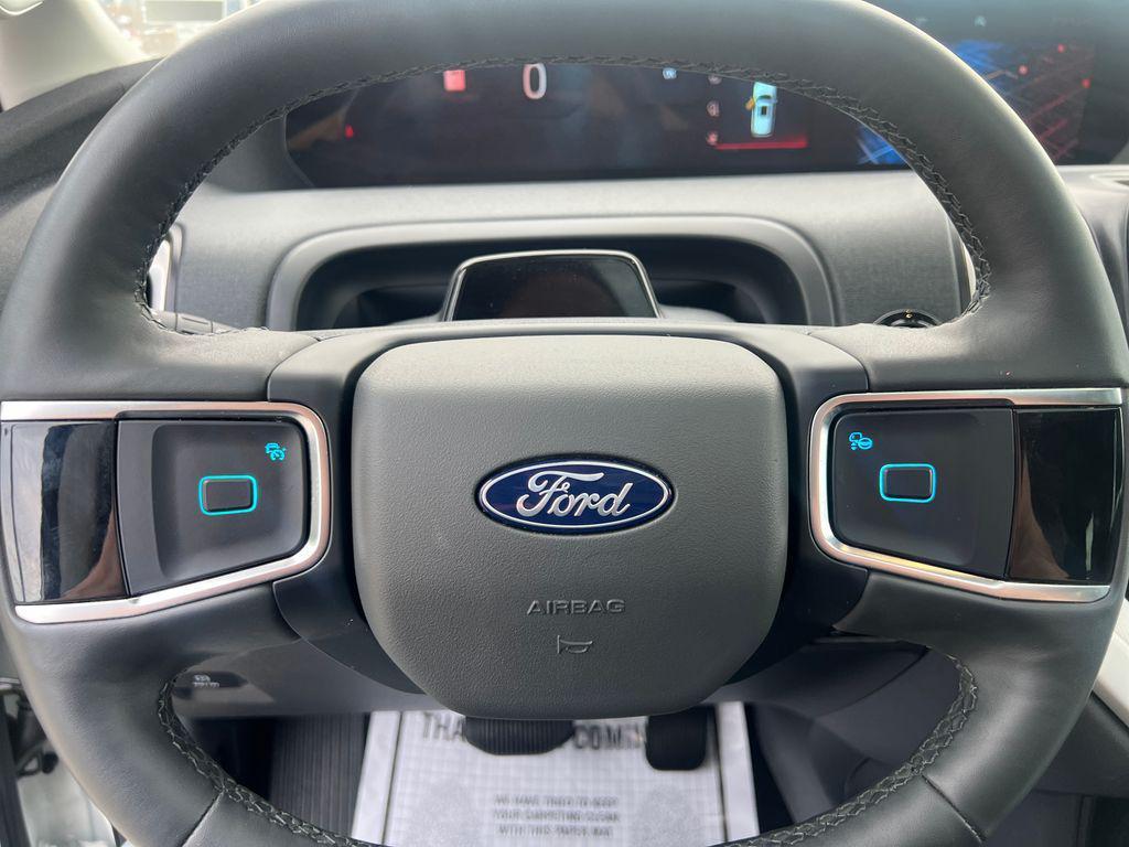 used 2025 Ford Expedition car, priced at $58,733