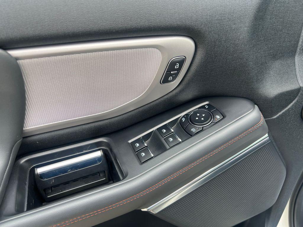 used 2025 Ford Expedition car, priced at $58,733