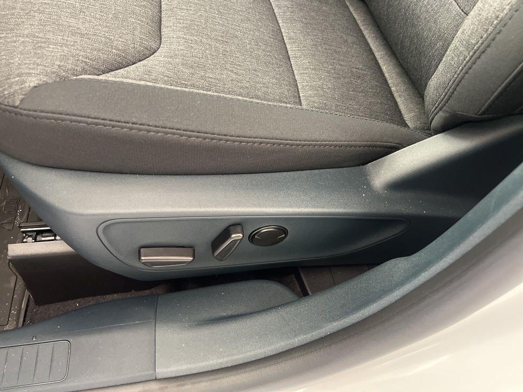 new 2025 Ford Maverick car, priced at $37,318